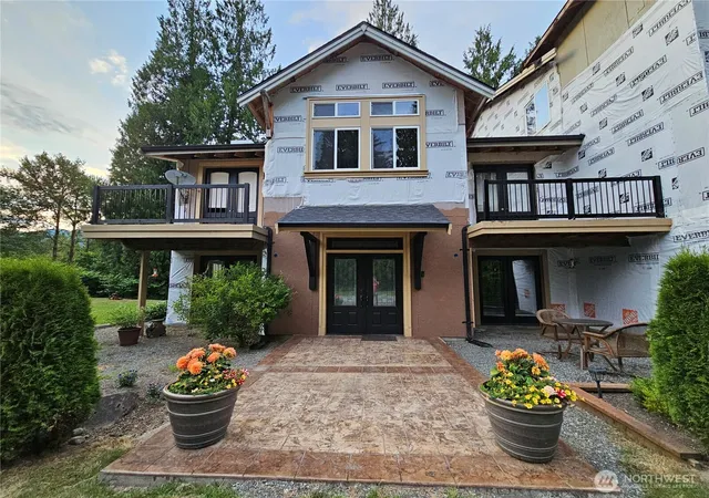 Photo 3 of Single family home for sale at 23618 Se Tiger Mountain Rd, Issaquah, WA 98027 | MLS# NWM2536175 | Listing updated on 2026-09-30
