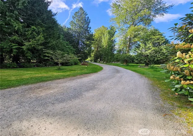 Photo 3 of Single family home for sale at 23618 SE Tiger Mountain Rd, Issaquah, WA 98027 | MLS# NWM2536175 | Listing updated on 2026-09-30