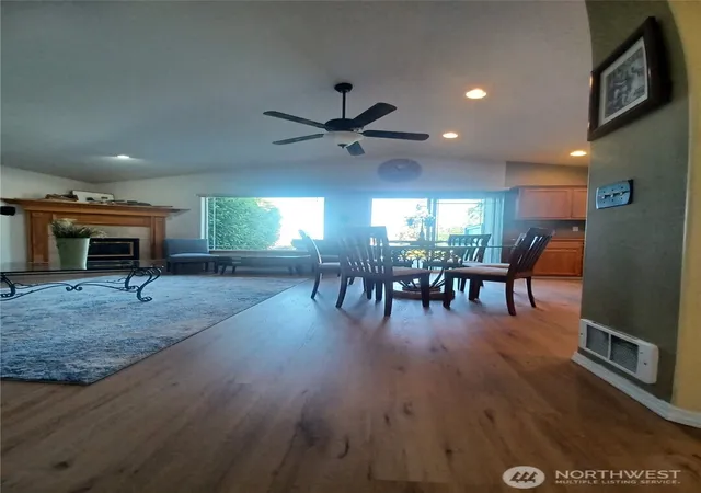 Photo 3 of Single family home for sale at 317 Teresa St, Camano Island, WA 98282 | MLS# NWM2536182 | Listing updated on 2026-09-29