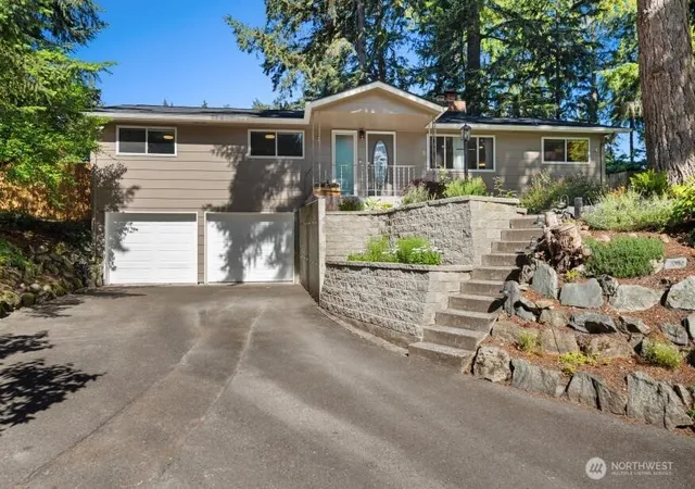 Photo 3 of Sale Pending at 8130 69th Avenue Sw, Lakewood, WA 98499 | MLS# NWM2536239 | Listing updated on 2026-08-21