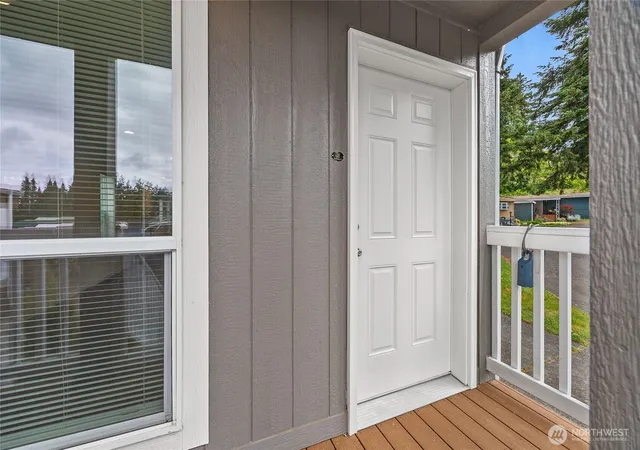 Photo 4 of Manufactured home for sale at 507 131st Street E #L, Tacoma, WA 98445 | MLS# NWM2536256 | Listing updated on 2026-09-21