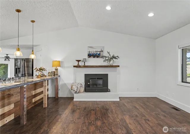 Photo 4 of Sale Pending at 20112 NW Krieger Rd, Ridgefield, WA 98642 | MLS# NWM2536257 | Listing updated on 2026-09-26
