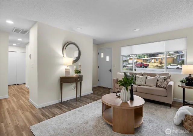 Photo 4 of Single family home for sale at 19813 52nd Place W, Lynnwood, WA 98036 | MLS# NWM2536268 | Listing updated on 2026-09-21