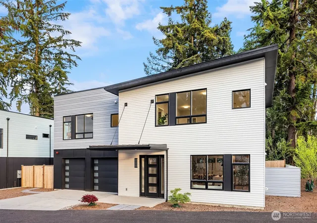 Photo 2 of Single family home for sale at 16344 Linden Ave N, Shoreline, WA 98133 | MLS# NWM2536328 | Listing updated on 2026-10-01