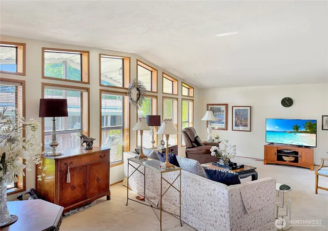 Photo 4 of Manufactured home for sale at 2500 S 370th Street #90, Federal Way, WA 98003 | MLS# NWM2536349 | Listing updated on 2026-09-21