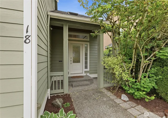 Photo 2 of Single family home for sale at 18 167th Place SW, Bothell, WA 98012 | MLS# NWM2536362 | Listing updated on 2026-10-13