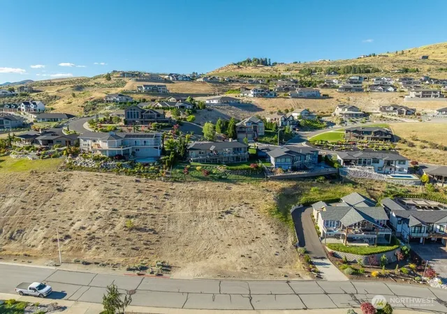 Photo 3 of Land for sale at 116 Apple Ave, Chelan, WA 98816 | MLS# NWM2536425 | Listing updated on 2026-09-21