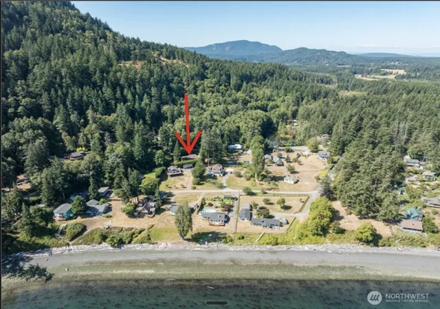 Photo 2 of Single family home for sale at 143 Raccoon Point Rd, Eastsound, WA 98245 | MLS# NWM2536457 | Listing updated on 2026-09-21