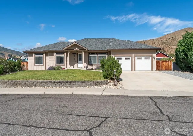 Photo 1 of Sale Pending at 1020 Crst Loop, Entiat, WA 98822 | MLS# NWM2536462 | Listing updated on 2026-09-25