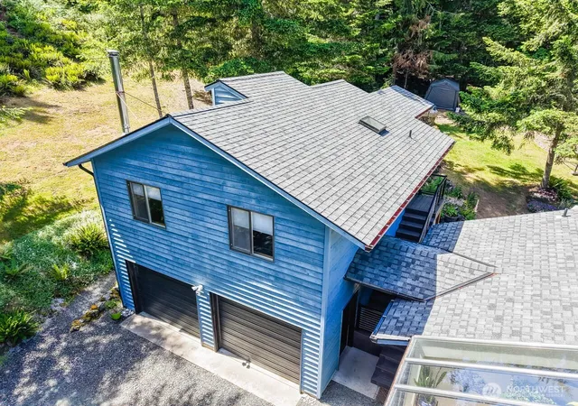 Photo 3 of Single family home for sale at 492 Walkabout Way, Port Angeles, WA 98363 | MLS# NWM2536515 | Listing updated on 2026-09-17