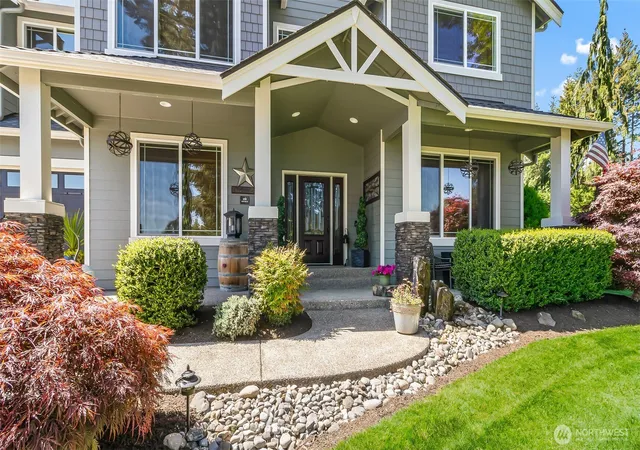 Photo 3 of Single family home for sale at 10910 204th Avenue Se, Snohomish, WA 98290 | MLS# NWM2536531 | Listing updated on 2026-09-29