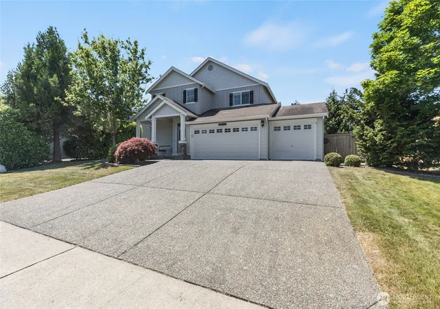 Photo 2 of Single family home for sale at 28514 71st Drive Nw, Stanwood, WA 98292 | MLS# NWM2536545 | Listing updated on 2026-09-21