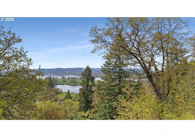 Photo 4 of Sale Pending at 115 Legacy Dr, Woodland, WA 98674 | MLS# NWM2536603 | Listing updated on 2026-09-25