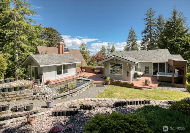 Photo 1 of Sale Pending at 612 9th Avenue, Aberdeen, WA 98520 | MLS# NWM2536613 | Listing updated on 2026-09-25