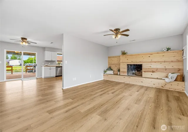 Photo 3 of Single family home for sale at 230 Cleveland Ave, Sumas, WA 98295 | MLS# NWM2536618 | Listing updated on 2026-10-02