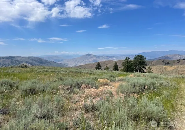 Photo 3 of Land for sale at 1 Alta Vista Way, Orondo, WA 98816 | MLS# NWM2536633 | Listing updated on 2026-09-21