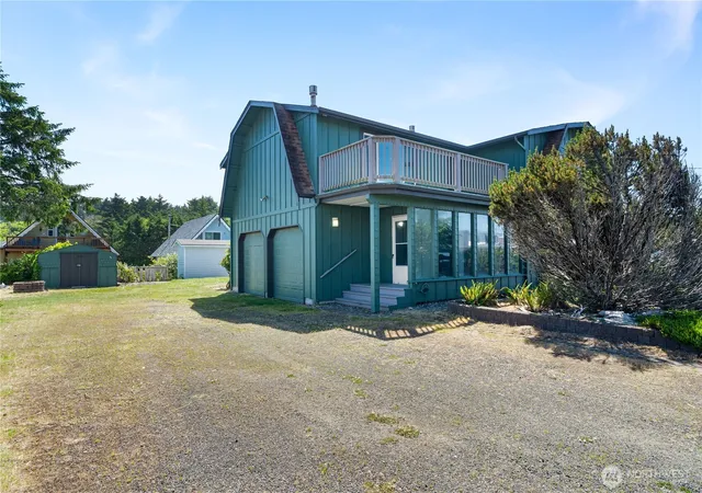 Photo 2 of Single family home for sale at 21 Mccullough Rd, Copalis Beach, WA 98535 | MLS# NWM2536634 | Listing updated on 2026-09-21