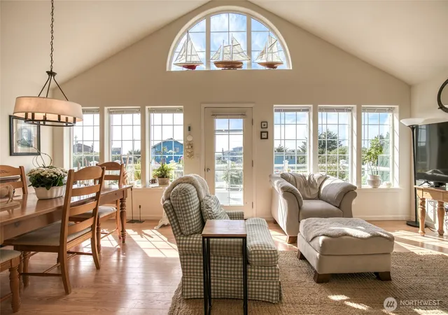 Photo 1 of Single family home for sale at 622 Ocean Shrs Blvd Sw, Ocean Shores, WA 98569 | MLS# NWM2536677 | Listing updated on 2026-09-21