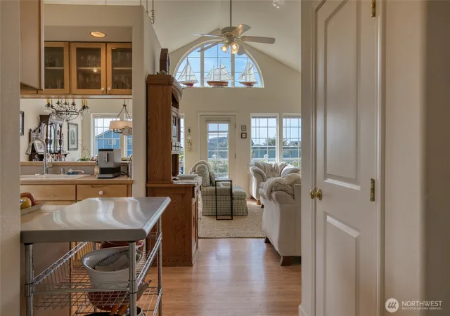 Photo 3 of Single family home for sale at 622 Ocean Shrs Blvd Sw, Ocean Shores, WA 98569 | MLS# NWM2536677 | Listing updated on 2026-09-21