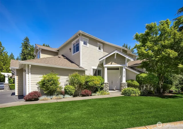 Photo 2 of Townhouse for sale at 23748 Se 36th Lane, Sammamish, WA 98029 | MLS# NWM2536702 | Listing updated on 2026-09-21
