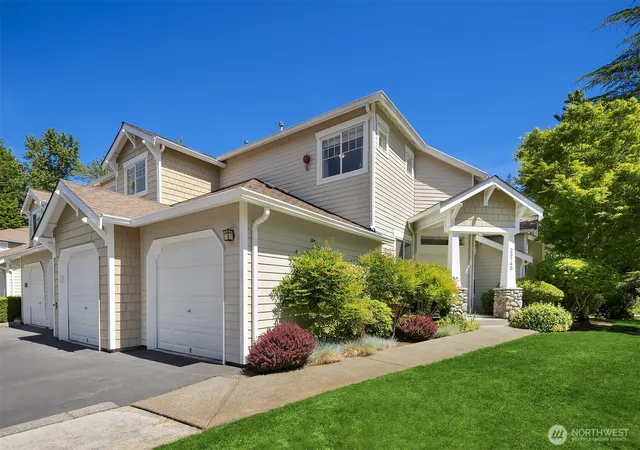 Photo 3 of Townhouse for sale at 23748 Se 36th Lane, Sammamish, WA 98029 | MLS# NWM2536702 | Listing updated on 2026-09-21