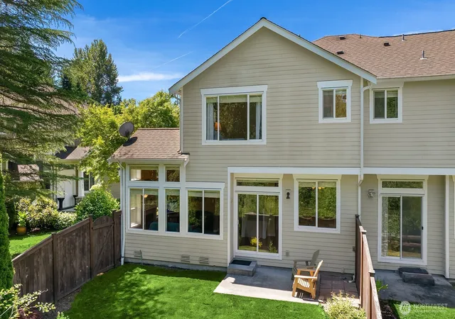 Photo 4 of Townhouse for sale at 23748 SE 36th Lane, Sammamish, WA 98029 | MLS# NWM2536702 | Listing updated on 2026-09-21