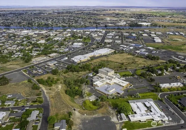 Photo 3 of Land for sale at 0 Riviera, Moses Lake, WA 98837 | MLS# NWM2536709 | Listing updated on 2026-09-21