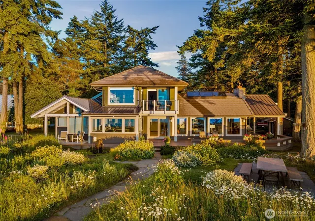 Photo 1 of Single family home for sale at 115 Donahue Ln, Eastsound, WA 98245 | MLS# NWM2536711 | Listing updated on 2026-09-21