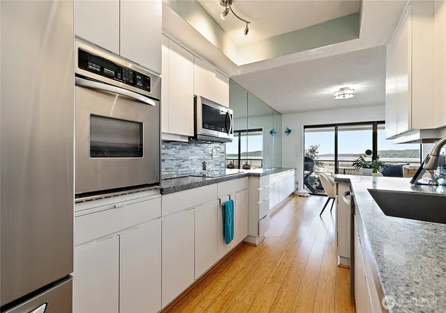 Photo 4 of Condo for sale at 22222 Dock Ave #2B, Des Moines, WA 98198 | MLS# NWM2536747 | Listing updated on 2026-09-21