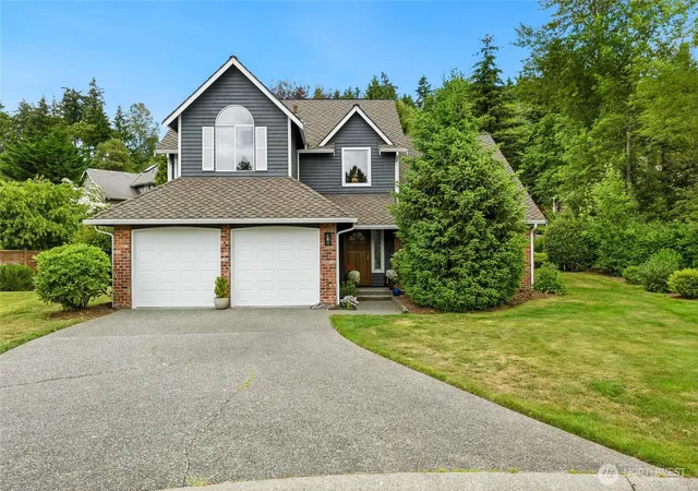 Photo 2 of Single family home for sale at 7634 116th Court Se, Newcastle, WA 98056 | MLS# NWM2536793 | Listing updated on 2026-09-30