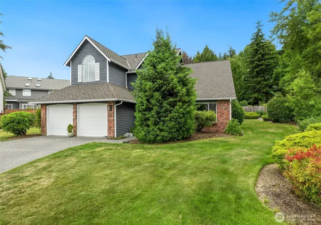 Photo 1 of Single family home for sale at 7634 116th Court Se, Newcastle, WA 98056 | MLS# NWM2536793 | Listing updated on 2026-09-30