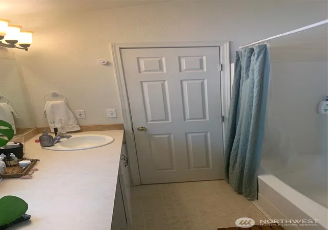 Photo 4 of Single family home for sale at 160 Prospect, Leavenworth, WA 98826 | MLS# NWM2536829 | Listing updated on 2026-09-21