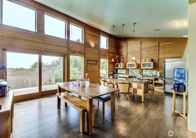 Photo 3 of Single family home for sale at 174 Sea Wind Ln Sw, Ocean Shores, WA 98569 | MLS# NWM2536871 | Listing updated on 2026-09-21