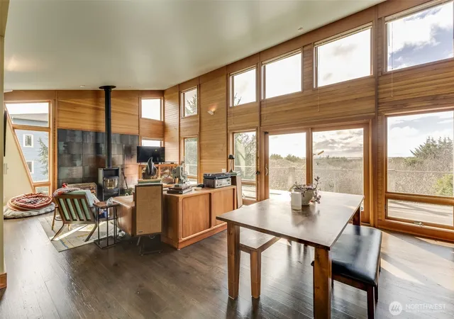 Photo 3 of Single family home for sale at 174 Sea Wind Ln SW, Ocean Shores, WA 98569 | MLS# NWM2536871 | Listing updated on 2026-09-21