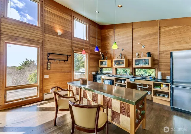 Photo 4 of Single family home for sale at 174 Sea Wind Ln SW, Ocean Shores, WA 98569 | MLS# NWM2536871 | Listing updated on 2026-09-21