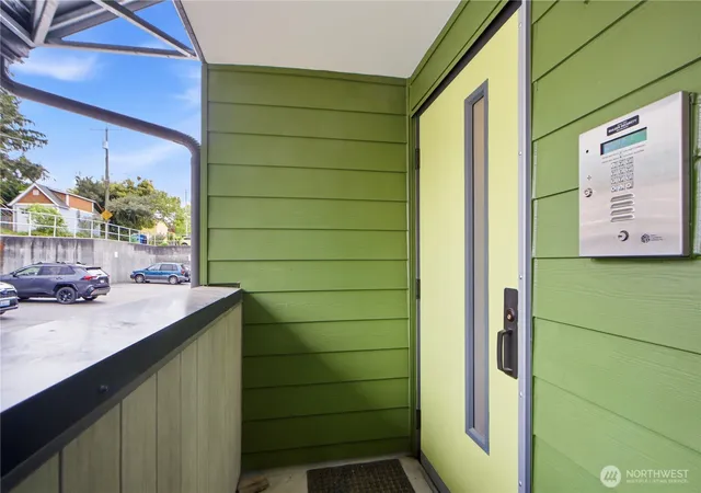 Photo 3 of Townhouse for sale at 9558 Greenwood Ave N #309, Seattle, WA 98103 | MLS# NWM2536874 | Listing updated on 2026-09-21