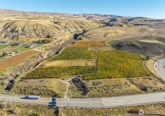 Photo 3 of Land for sale at 0 Nna Sunset Hwy, East Wenatchee, WA 98802 | MLS# NWM2536882 | Listing updated on 2026-09-21