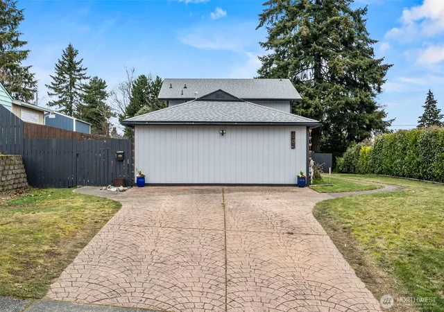 Photo 2 of Single family home for sale at 2902 N Orchard, Tacoma, WA 98407 | MLS# NWM2536926 | Listing updated on 2026-09-29