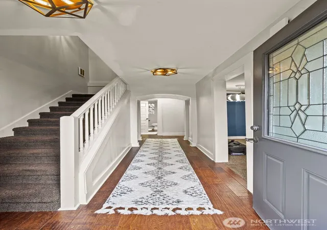 Photo 4 of Single family home for sale at 2902 N Orchard, Tacoma, WA 98407 | MLS# NWM2536926 | Listing updated on 2026-09-29