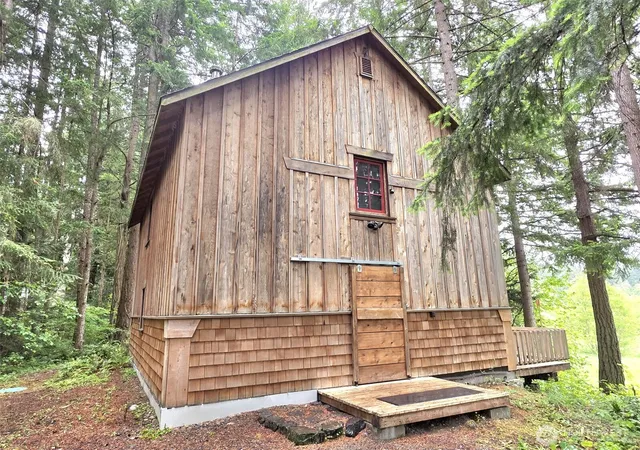 Photo 2 of Sale Pending at 17743 Clear Lake Blvd Se, Yelm, WA 98597 | MLS# NWM2536939 | Listing updated on 2026-09-24