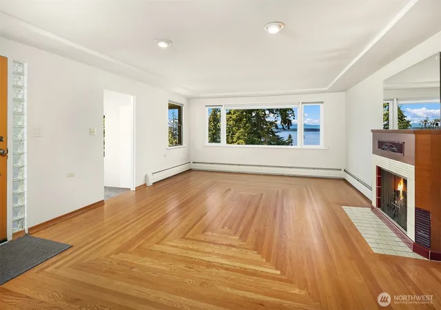 Photo 3 of Sale Pending at 9421 190th Place SW, Edmonds, WA 98020 | MLS# NWM2536947 | Listing updated on 2026-09-25