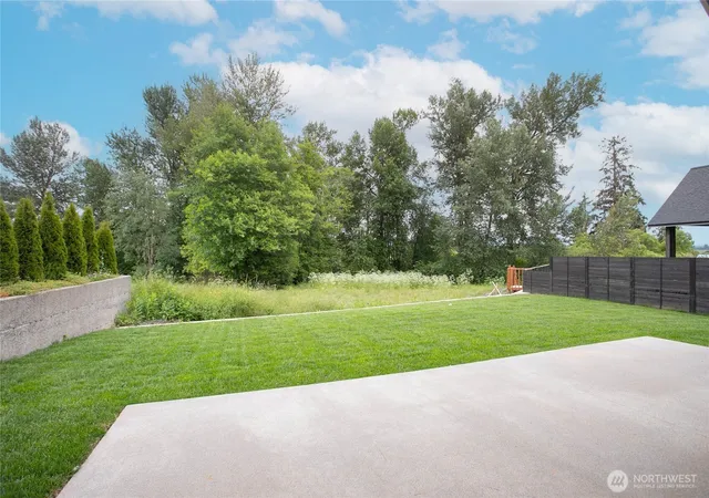 Photo 2 of Single family home for sale at 2134 Lagerwey Cir, Lynden, WA 98264 | MLS# NWM2536984 | Listing updated on 2026-09-29