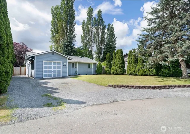 Photo 2 of Sale Pending at 4416 125th Place Ne, Marysville, WA 98271 | MLS# NWM2537021 | Listing updated on 2026-09-25