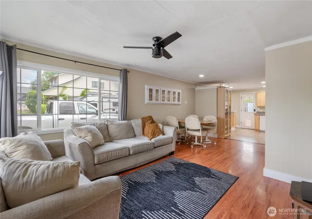 Photo 3 of Single family home for sale at 508 4th Avenue SW, Castle Rock, WA 98611 | MLS# NWM2537024 | Listing updated on 2026-09-22
