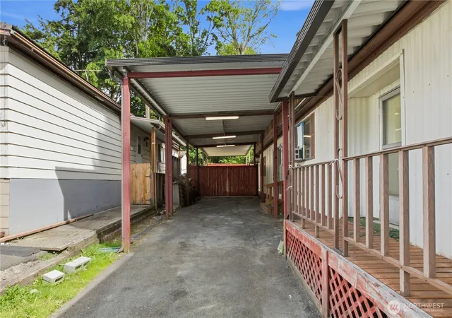 Photo 2 of Sale Pending at 22612 115th Place Se, Kent, WA 98031 | MLS# NWM2537029 | Listing updated on 2026-09-25