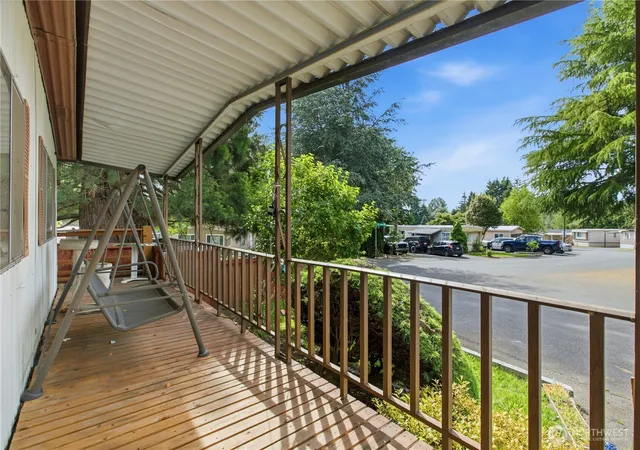 Photo 3 of Sale Pending at 22612 115th Place Se, Kent, WA 98031 | MLS# NWM2537029 | Listing updated on 2026-09-25