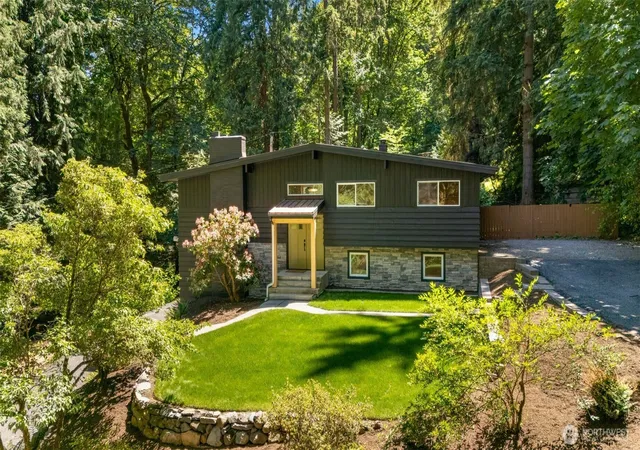 Photo 1 of Single family home for sale at 19035 Se 56th Street, Issaquah, WA 98027 | MLS# NWM2537128 | Listing updated on 2026-09-22