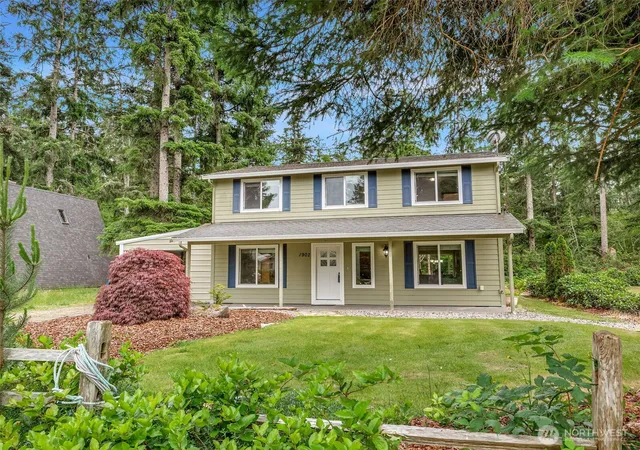 Photo 1 of Single family home for sale at 1902 194th Street, Long Beach, WA 98631 | MLS# NWM2537144 | Listing updated on 2026-09-21