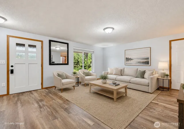 Photo 3 of Single family home for sale at 1902 194th Street, Long Beach, WA 98631 | MLS# NWM2537144 | Listing updated on 2026-09-21