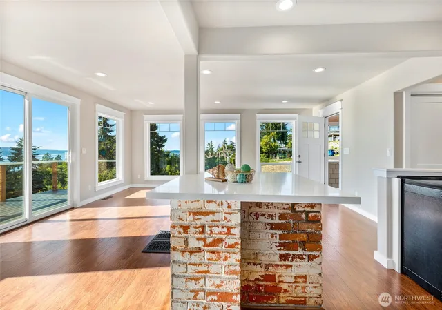 Photo 3 of Single family home for sale at 501 11th Street, Mukilteo, WA 98275 | MLS# NWM2537158 | Listing updated on 2026-09-28